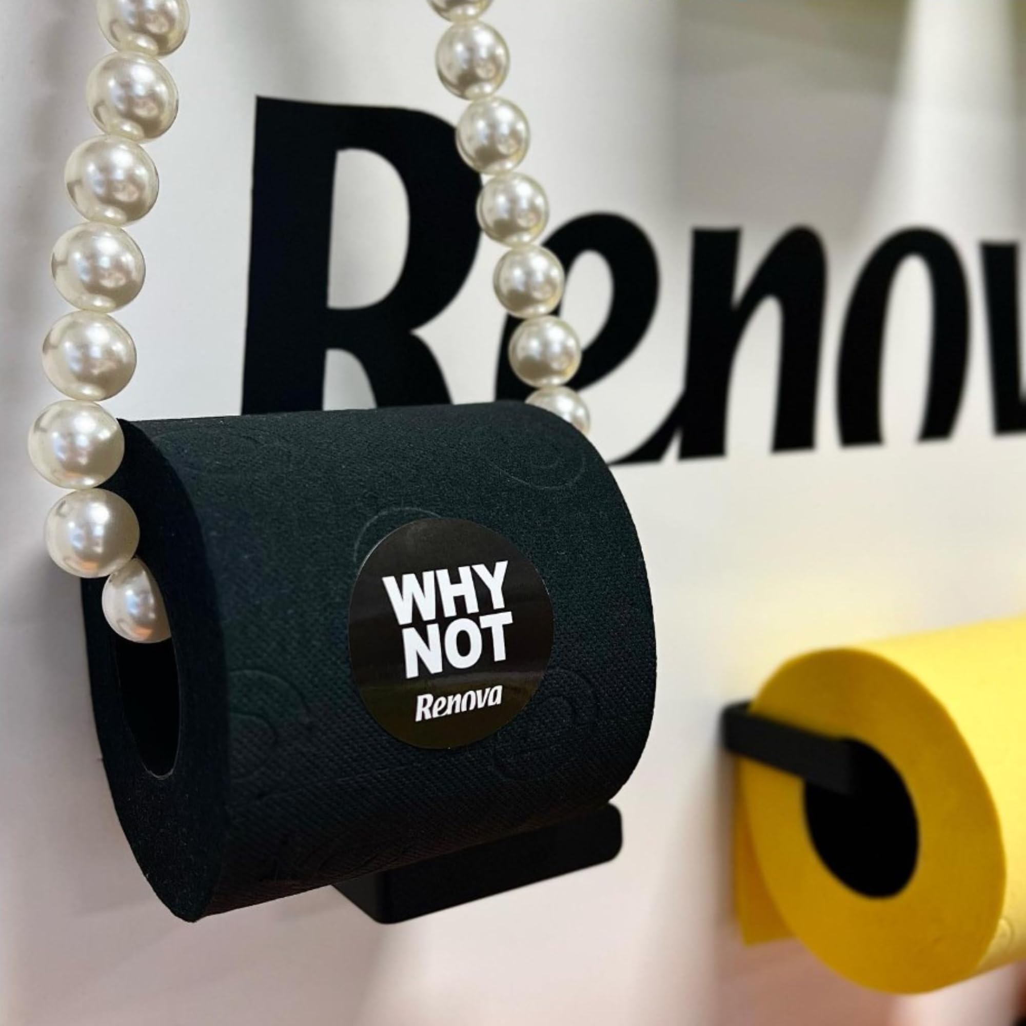 Renova Toilet Paper Black Label Toilettenpapier 6 Rollen, schwarz