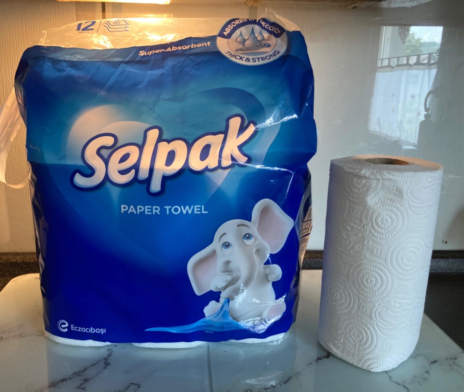 Selpak Paper Towels Küchenpapier, 48 Rollen à 75 Blatt, 3-lagig