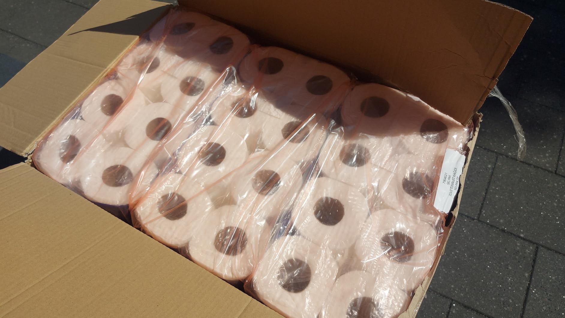 Selpak Toilettenpapier 96 Rollen 3-lagig aus reiner Zellulose